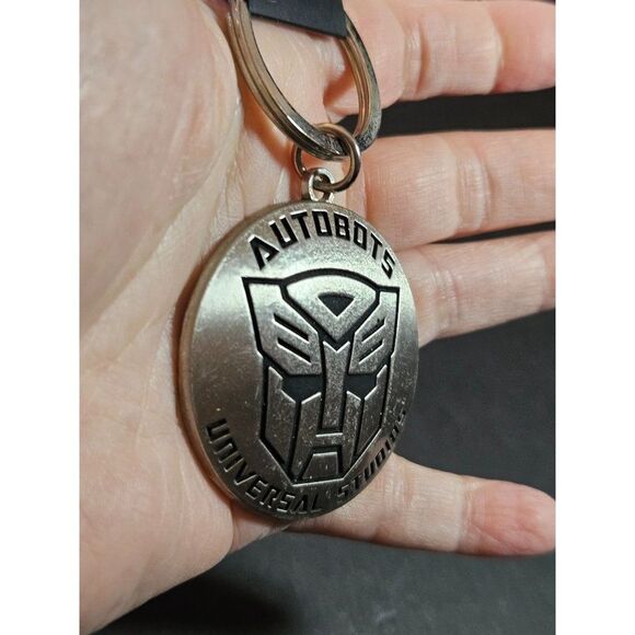 Autobots silver tone keychain - Picture 6 of 9